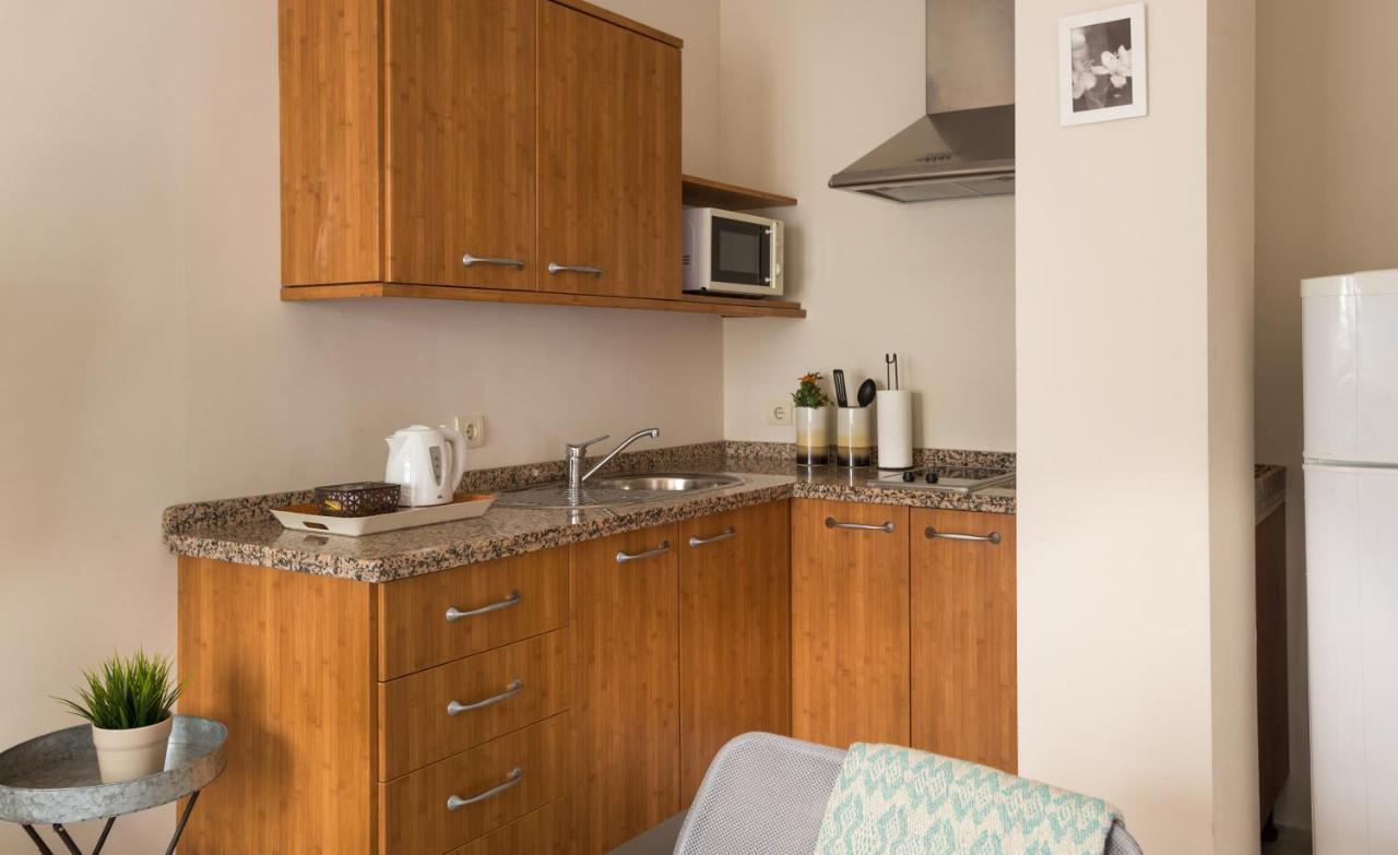 Apartamentos Altamira เซบีญา ภายนอก รูปภาพ