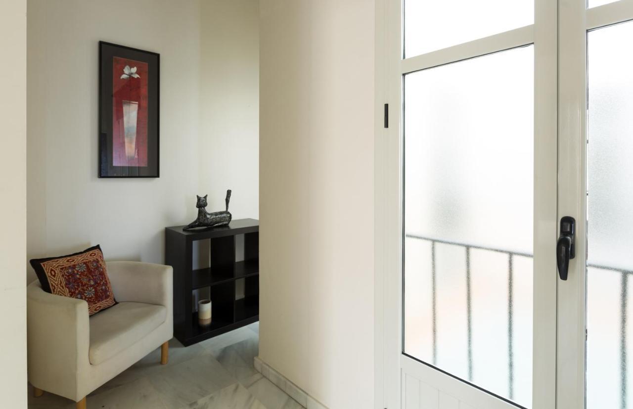 Apartamentos Altamira เซบีญา ภายนอก รูปภาพ