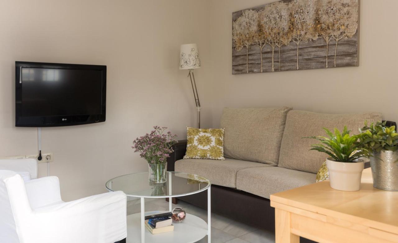 Apartamentos Altamira เซบีญา ภายนอก รูปภาพ