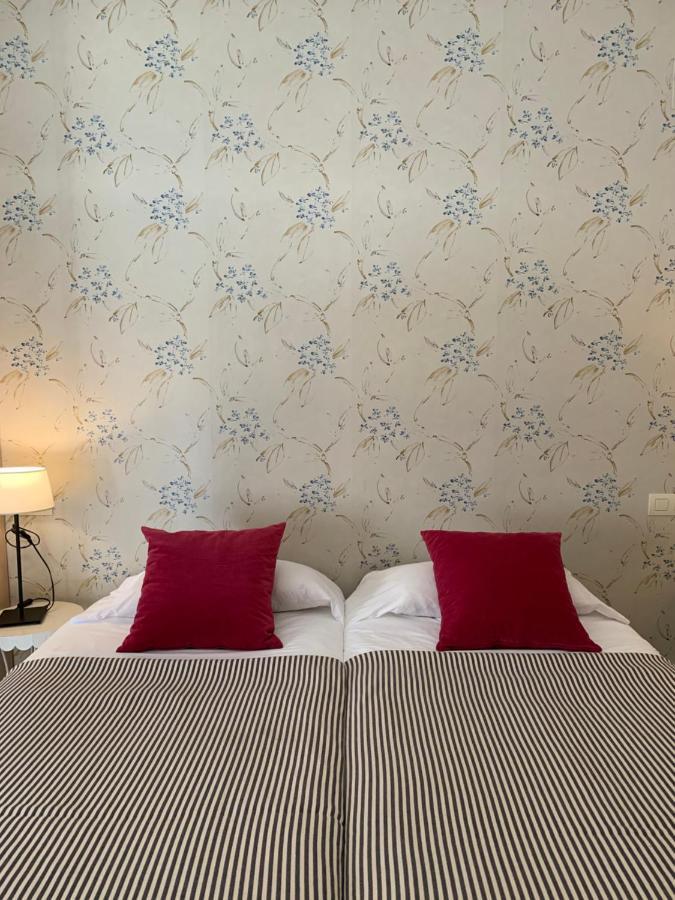 Apartamentos Altamira เซบีญา ภายนอก รูปภาพ